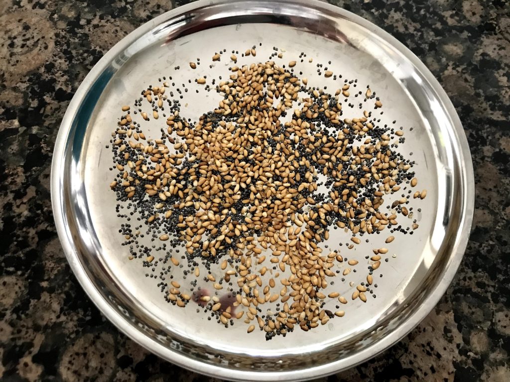 Sesame and poppy seeds